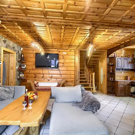 50 - Exclusive Mountain House